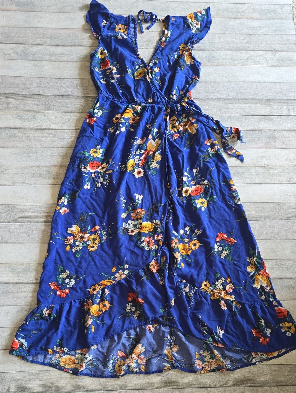 B.o.g Collective Blue Floral Wrap Dress Flutter Sleeve Size Small